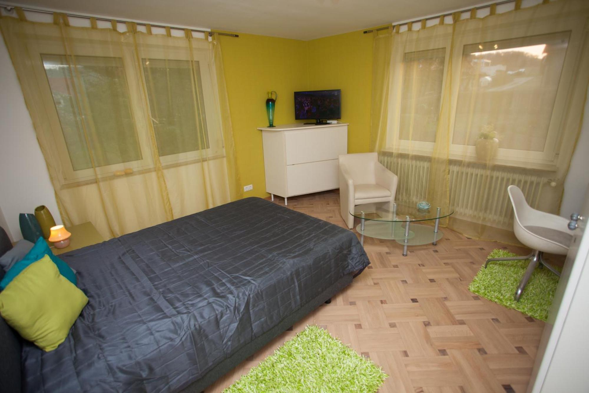 Pension Weinsberger Tal Левенштайн Номер фото
